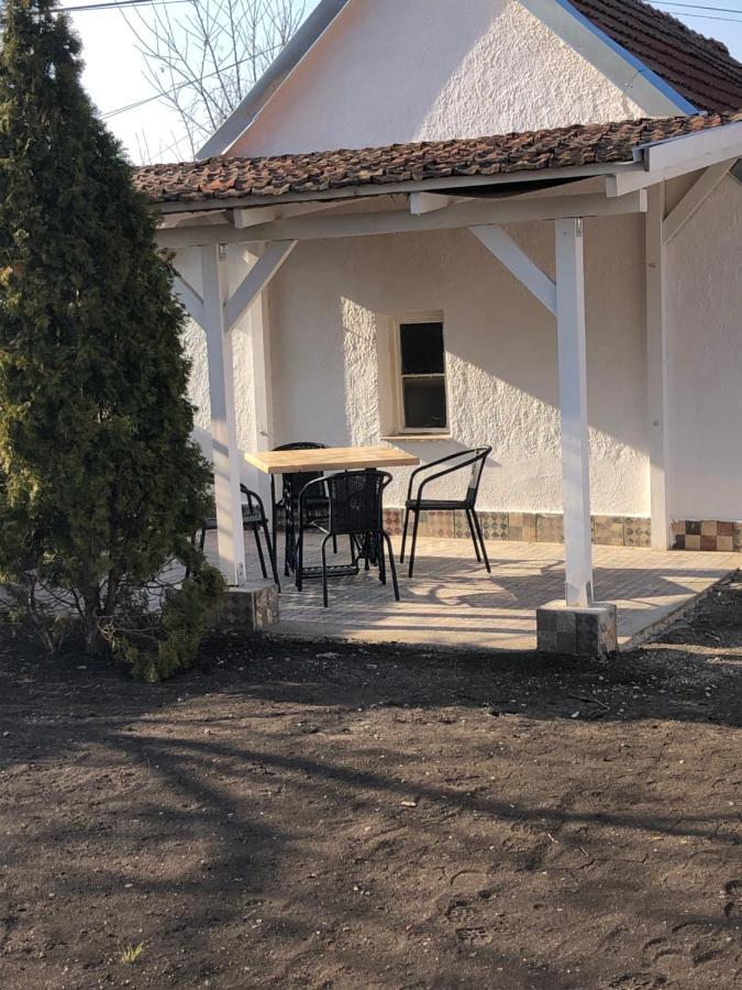 شقة Mormota Vendeghaz Mezőkövesd المظهر الخارجي الصورة